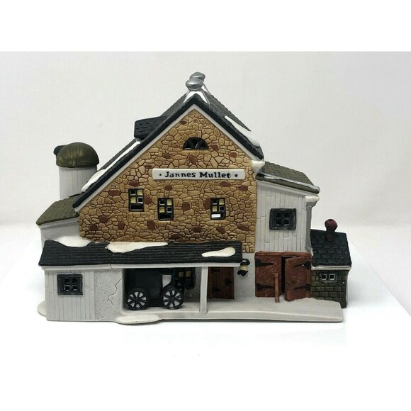 Dept 56 New England Village - Jannes Mullet Amish Barn - Picture 2 of 3